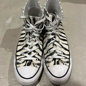 Men’s Zebra Converse Size 11